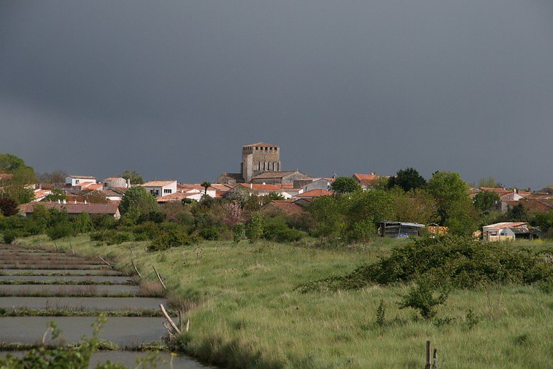 Mornac entre ombre et lumière