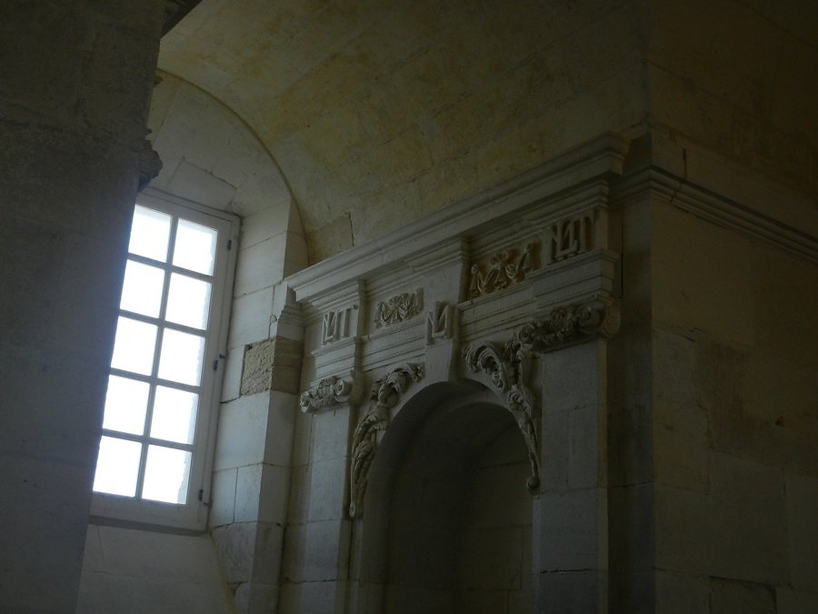 Tout ici sousles symboles de Louis XIV