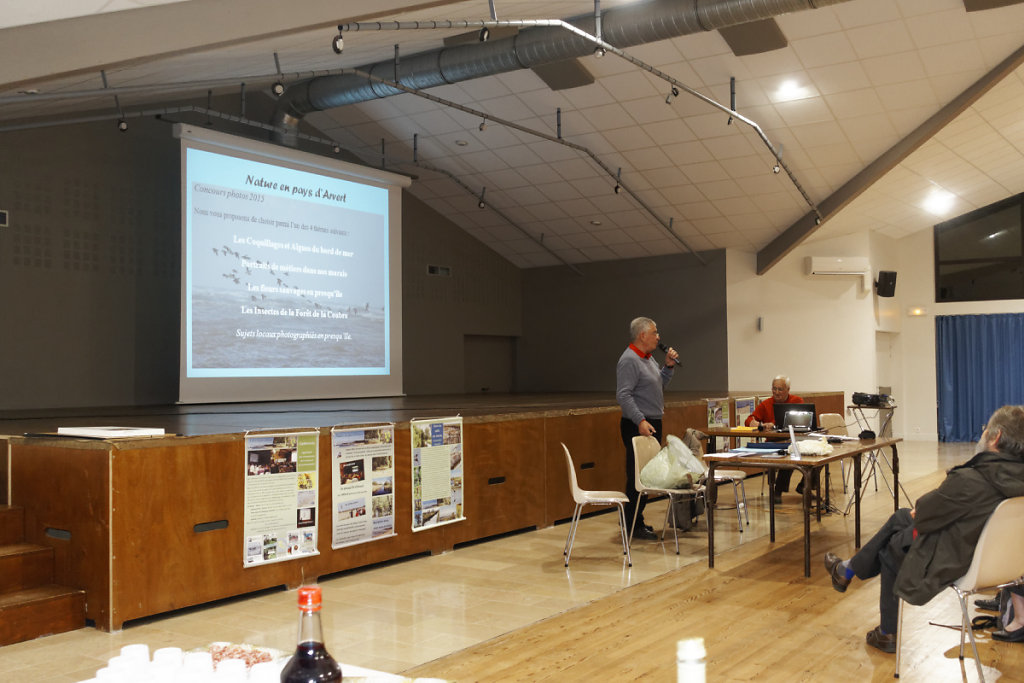 ClLa parole est dans la salle