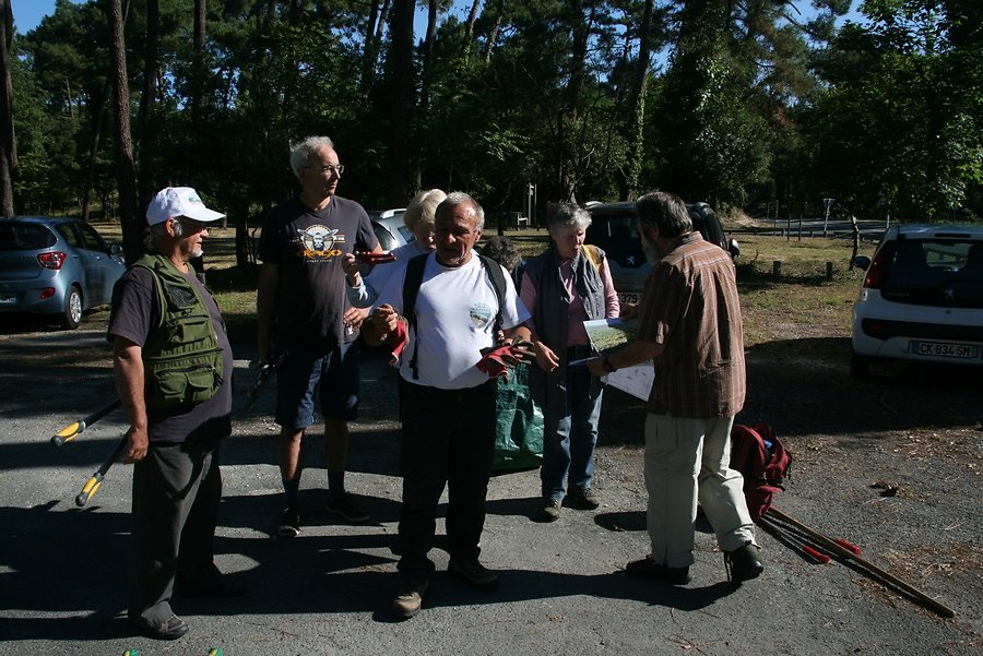 RDV parking de la Bouverie