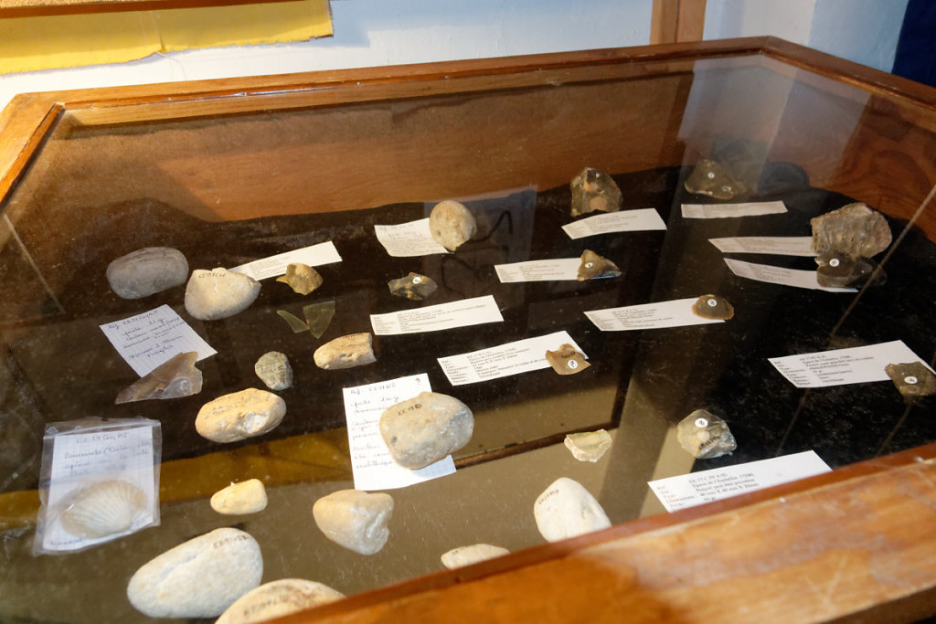 Étonnante collection de silex trouvée à l'avant de l'épave de l'Embellie 