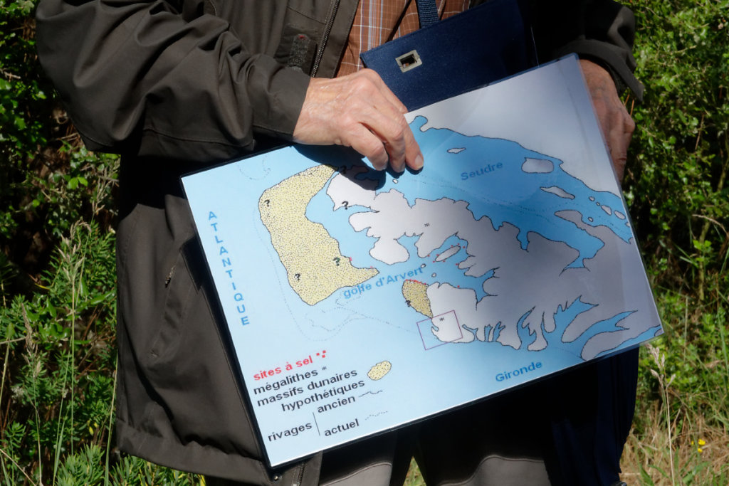 Nous nous situons sur l'ancien trait de côte