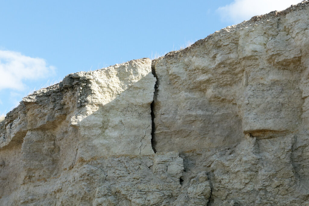 Une faille dans la falaise